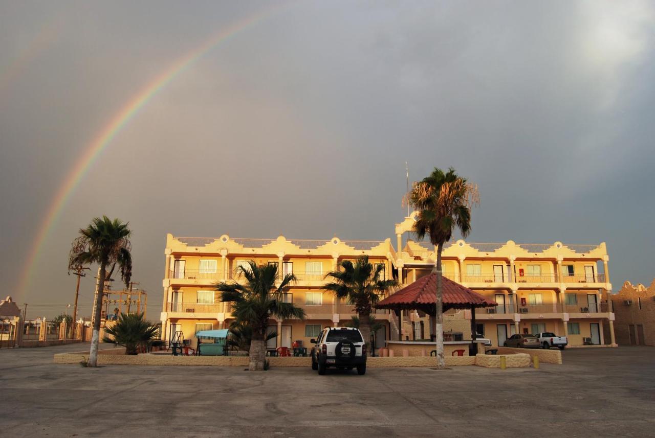 Hotel Plaza Penasco ปูแอร์โตเปญาสโก ภายนอก รูปภาพ